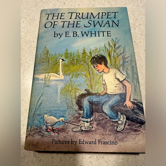 The Trumpet of the Swan by E.B. White. Vintage Hardcover Children’s Book. 1970 - Picture 1 of 15